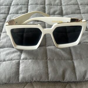 Designer inspired Women’s White Geometric Frame Sunglasses - Black Lenses